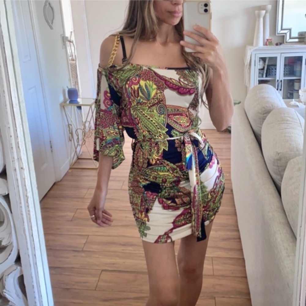 🪞 NEW zara RARE off shoulder printed deco chain dress